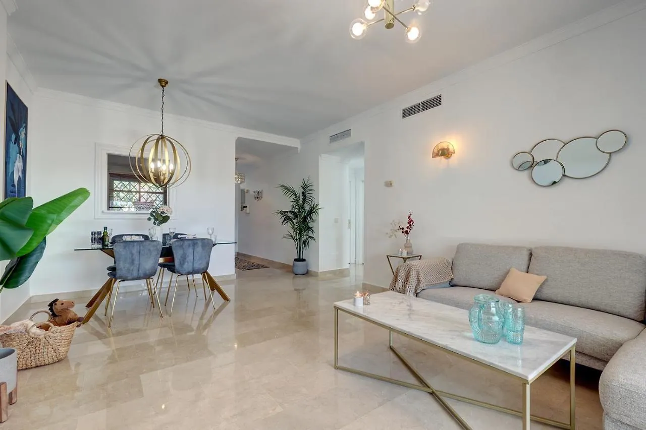 דירות מארבלה Aloha Gardens In Puerto Banus